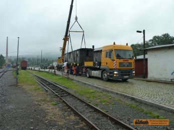Der Wagen mu� in die Tiefladerschiene. � S. Meyer