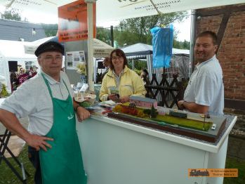 Mercedes, Skoda, Robur und Tatra kamen zum Fest. � M. Ihle