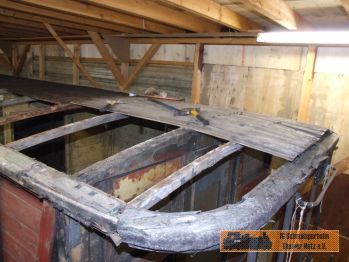 Die erste Dachecke - Abger�umt!