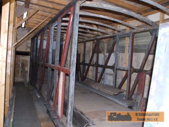 Die Innenverkleidung ist abgebaut.