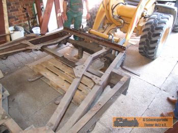 Das Zugfahrzeug setzt nun an.