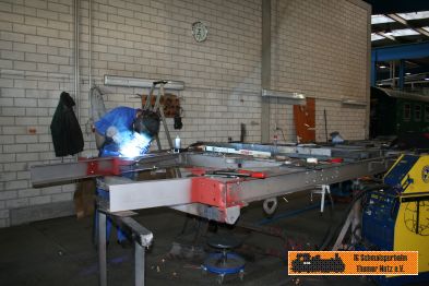 Die B�hne wird rekonstruiert.