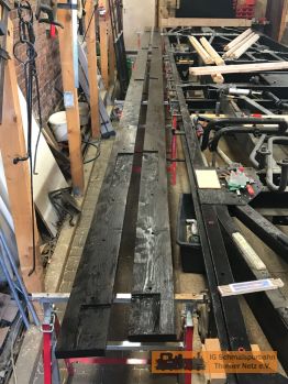 Der Grundrahmen ist nun schwarz gestrichen.