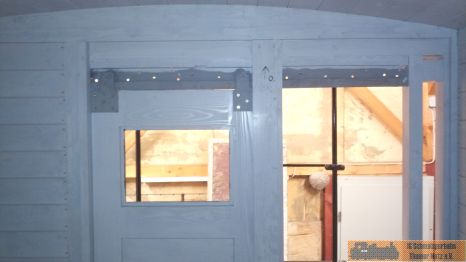 Die Schiebet&uuml;r muss gut eingepasst sein.