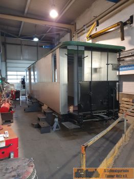 Die Bleche sind angebracht!