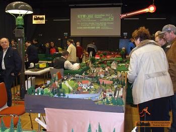 Unsere Sponsoren auf der Leinewand.