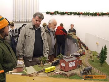 Links von der Saalt�r war Western in H0, fein.