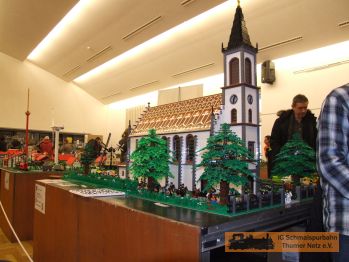 Die gro�e Kirche mit der Oster Prozession. 