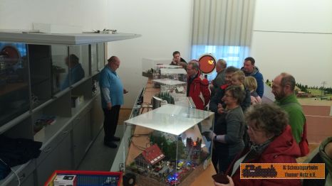 Die Dioramen finden immer gefallen.