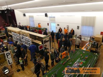 Wir haben auch eine Lego Bahn.