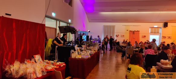 Die Crew an ihrer Technik.