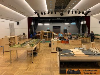 Der Aufbau hat schon begonnen.