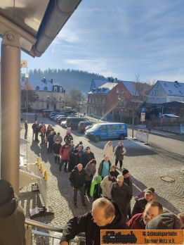 Faszinierend, die vielen Leute nach einer halben Stunde�