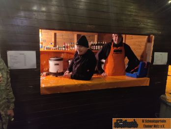 Hier gibt es Hei�getr&auml;nke und auch Kaltes.