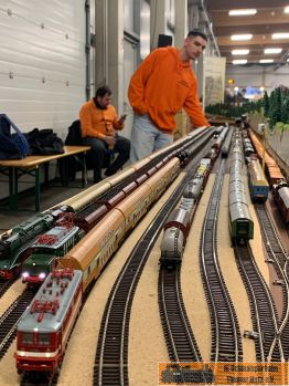 Jonas kontrolliert die Hauptstrecke.