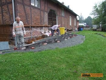 Die Gartenbahn wird erneuert. Die Gartenbahn wird erneuert.