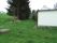 -> Hinter den Garagen verluft die Bahnstrecke.